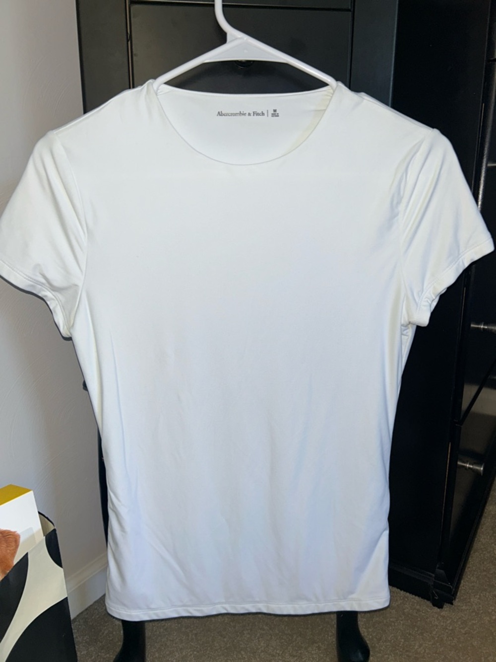 Abercrombie & Fitch White Top